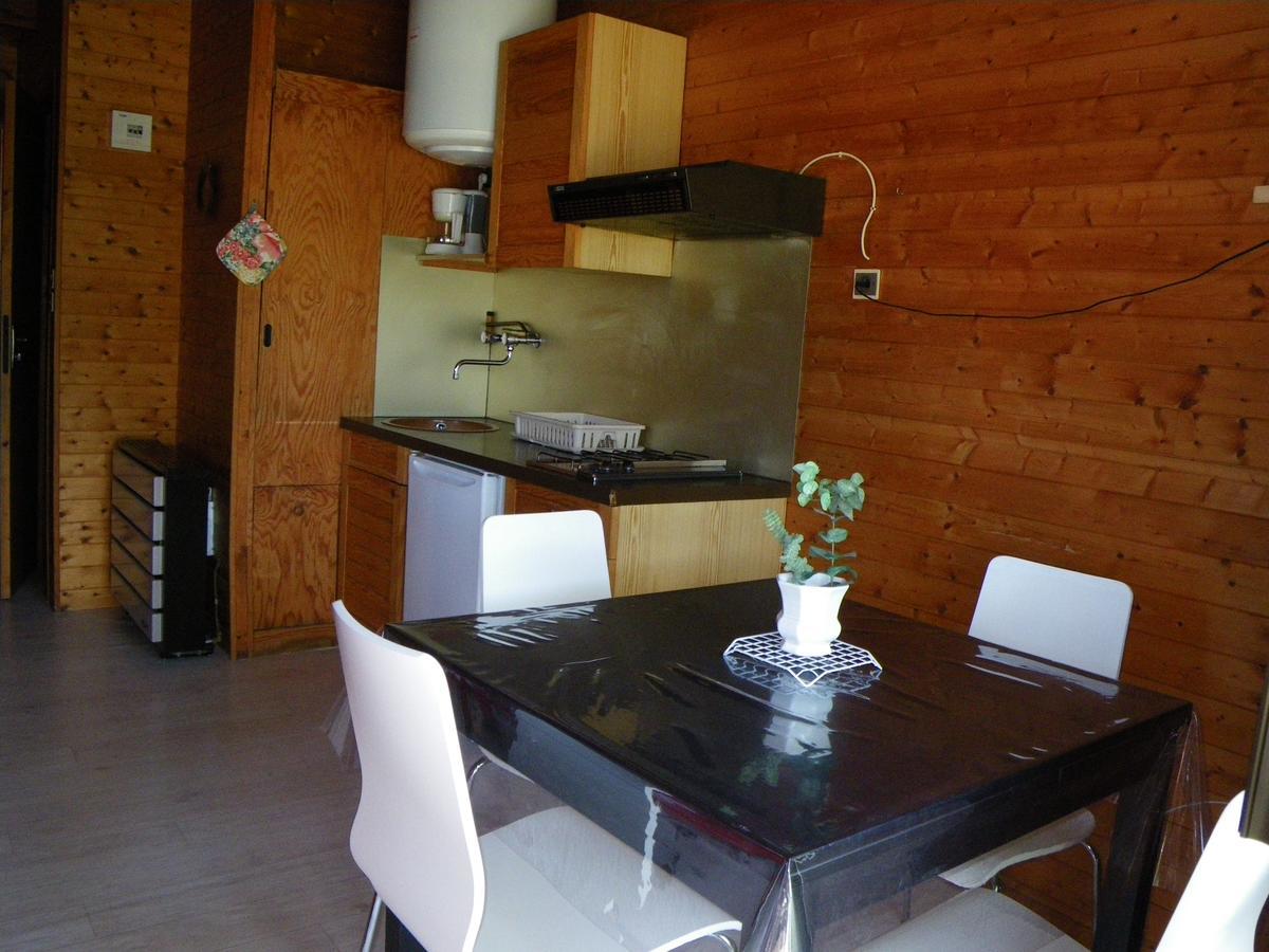 Camping Les Auches อองเซลล์ ภายนอก รูปภาพ