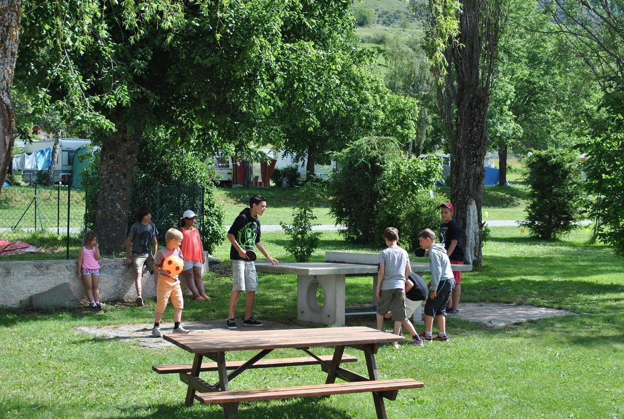 Camping Les Auches อองเซลล์ ภายนอก รูปภาพ