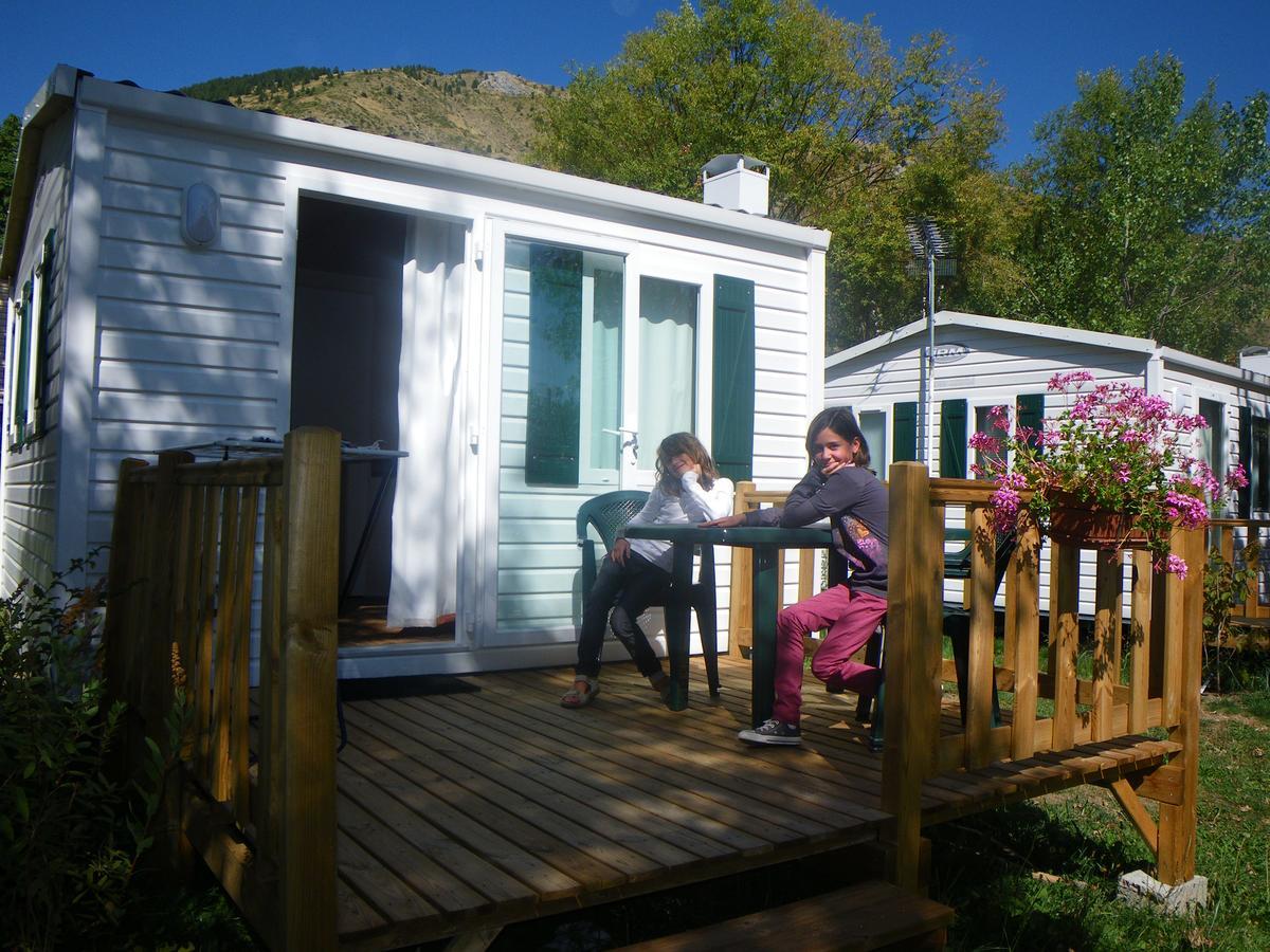 Camping Les Auches อองเซลล์ ภายนอก รูปภาพ